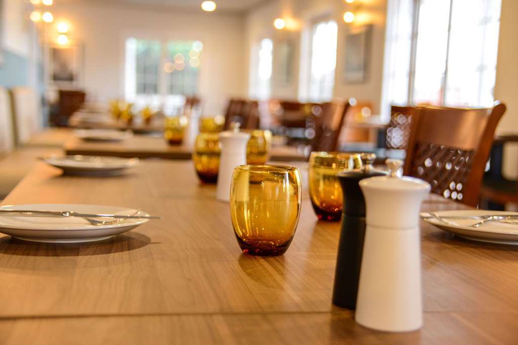 Quality Inn Ashby House تامفورث المطعم الصورة