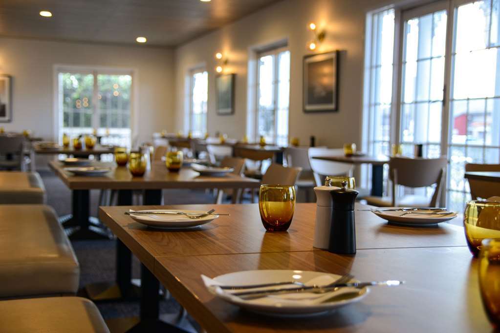 Quality Inn Ashby House تامفورث المطعم الصورة